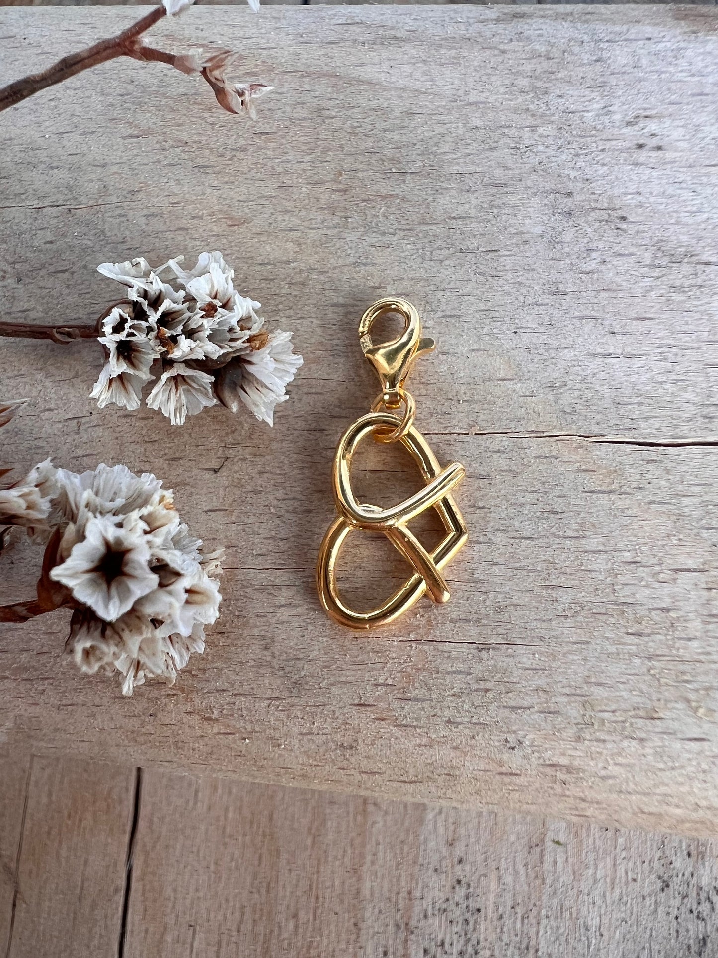 Herzbrezen Anhänger (Charm)