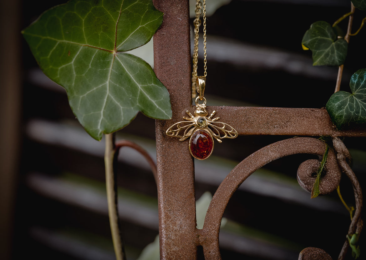 Vergoldete Bernsteinkette Biene