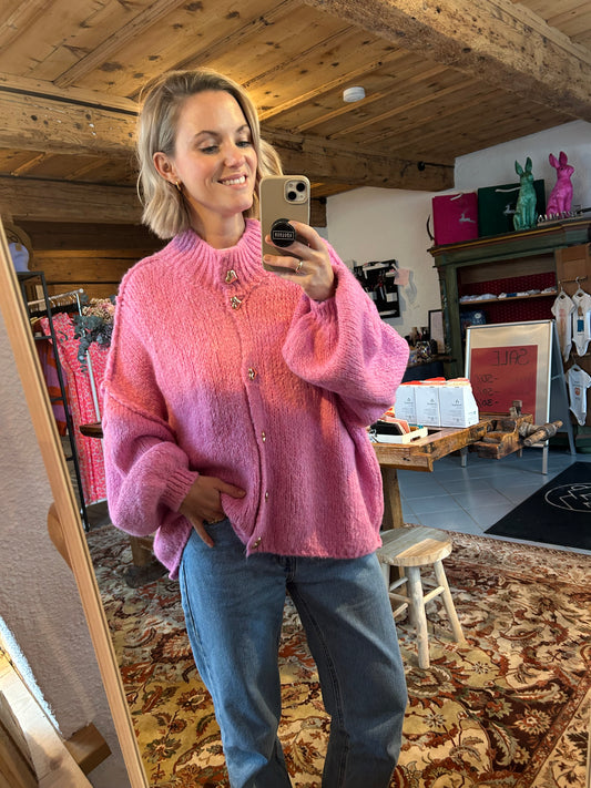 Oversize Cardigan mit Herzknöpfen